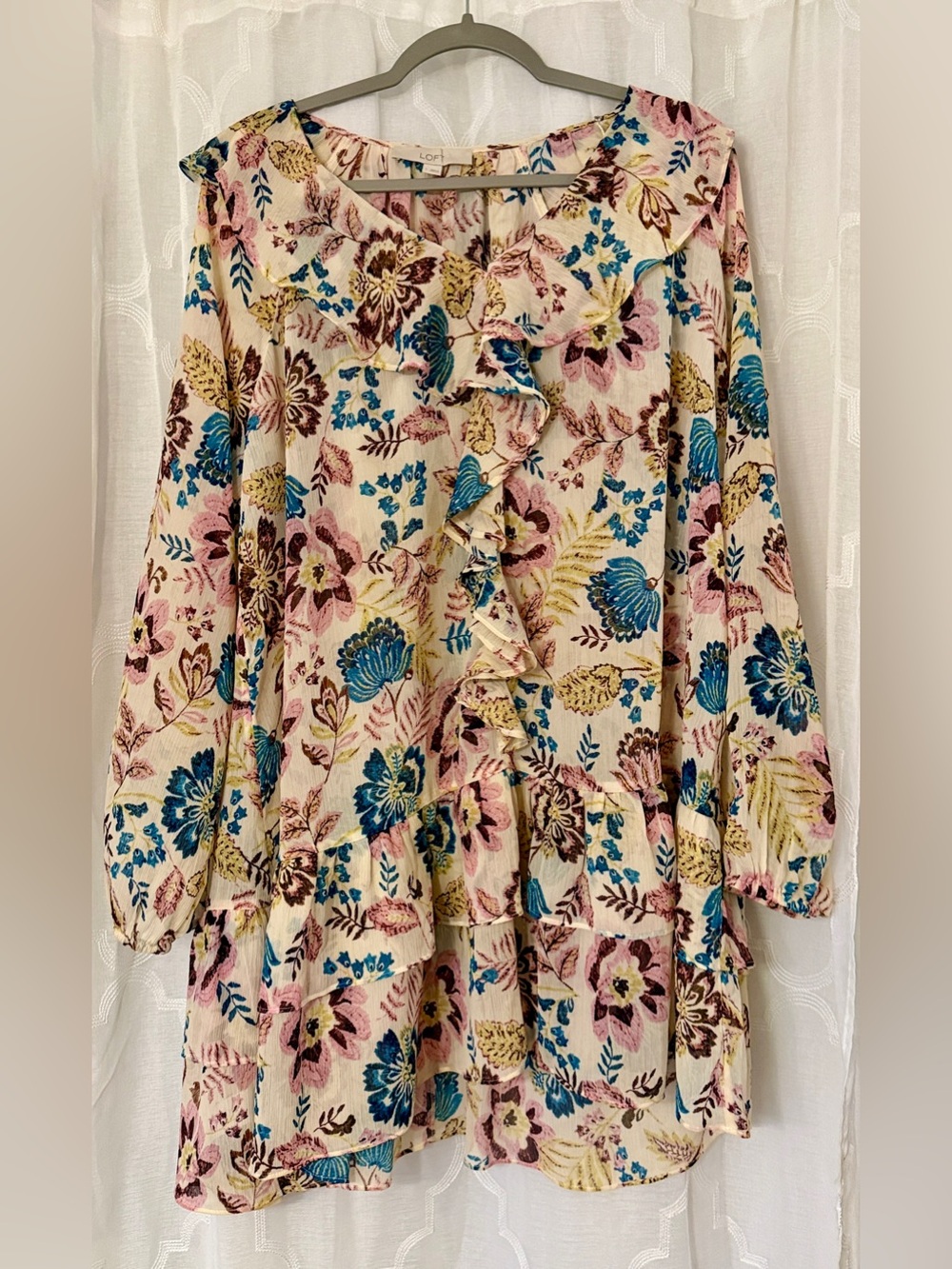 LOFT Floral Sheer Ruffle Hem Tunic Blouse Large - Picture 5 of 16